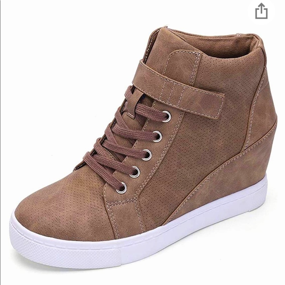 Sneaker wedges